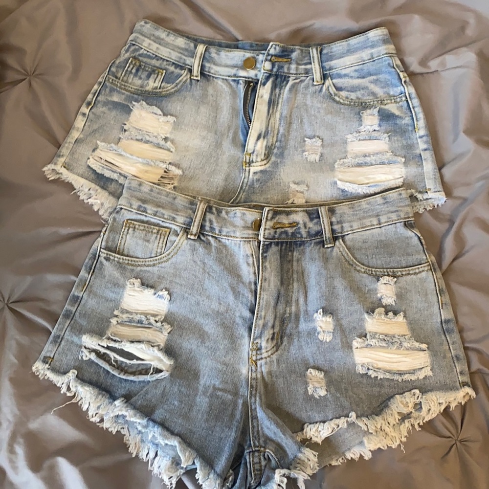Light Wash Distressed Jean short